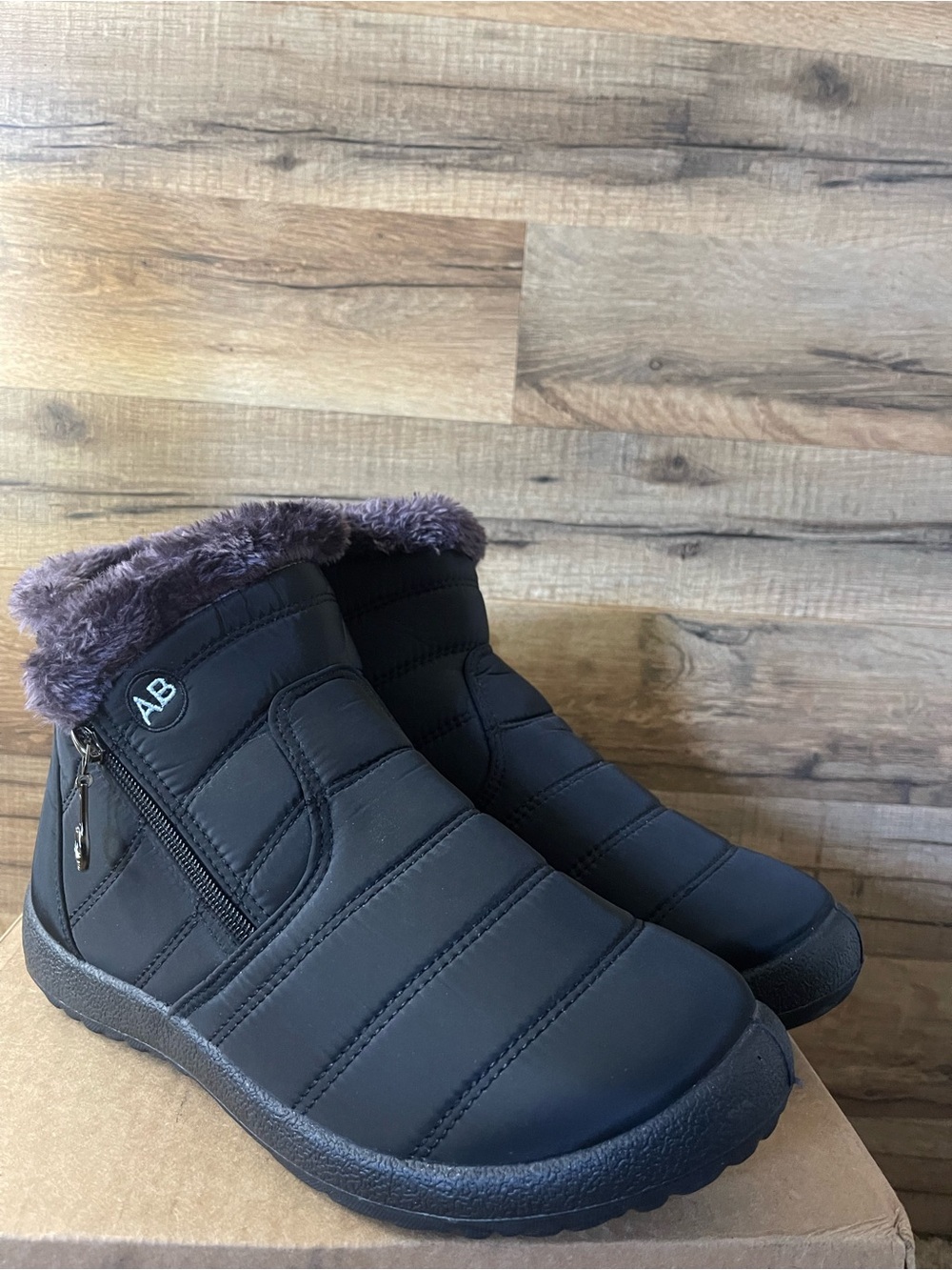 AB Women's Black Quilted Fur Lined Winter Boots Size: 9.5 - 10